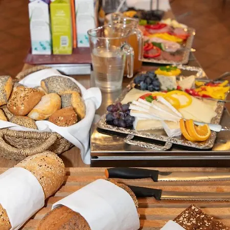 Bed & Breakfast Skravej *